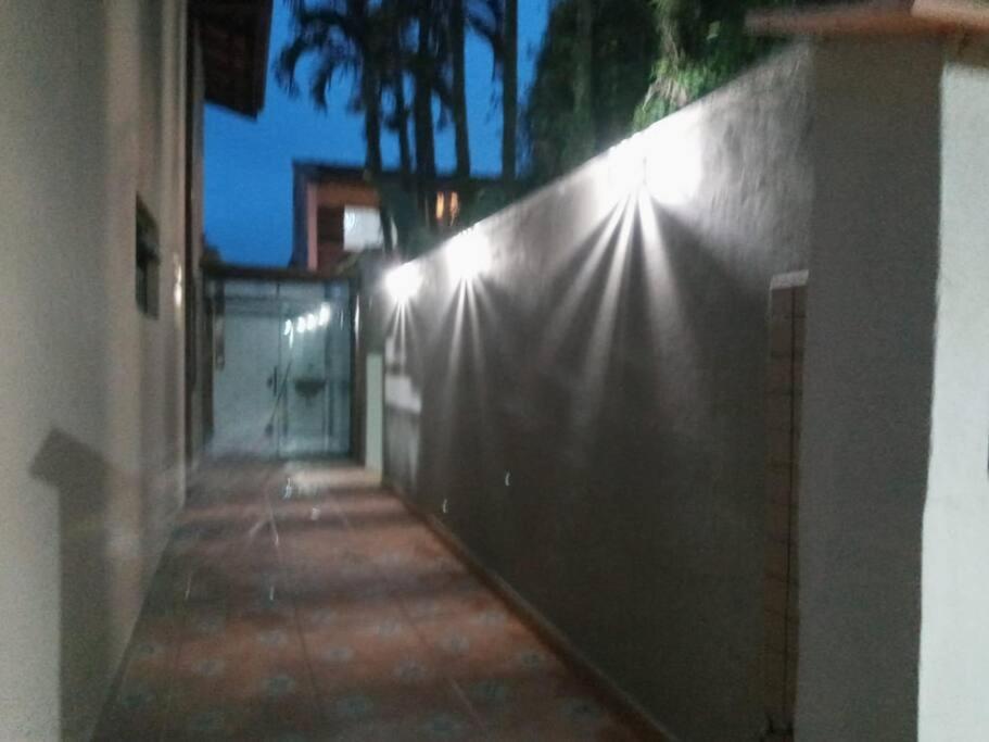 Casa Estilo Minimalista Em Ubatuba Villa Exterior foto